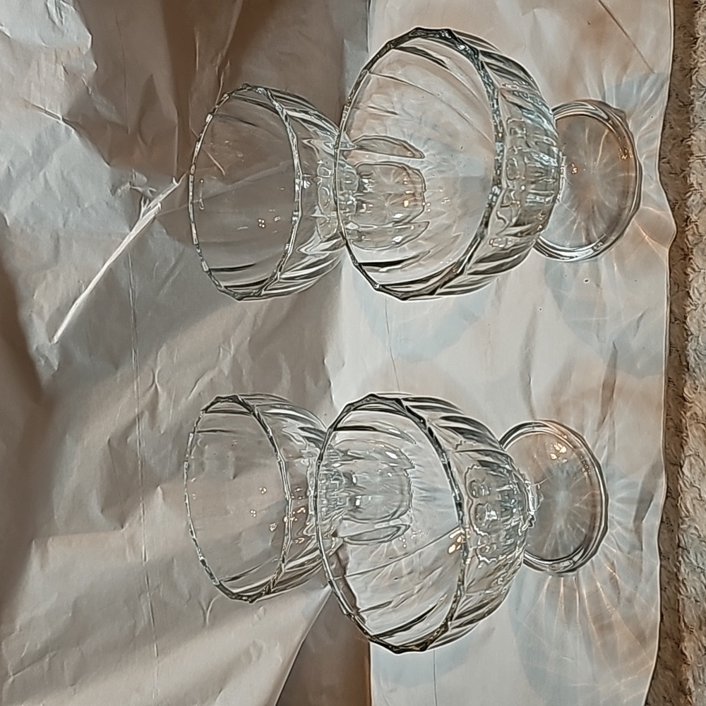 Set of 4 MCM glasses.